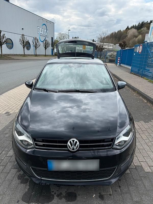 Second-hand VW Polo 105 CP (77 kW) 2013 Negru Hatchback
