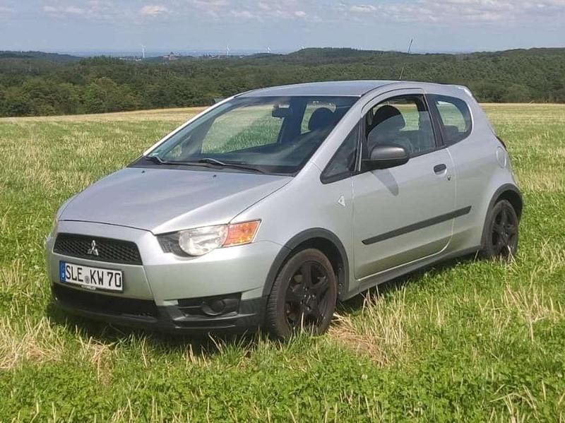Second-hand Mitsubishi Colt Edition 75 CP (55 kW) 2011 Berlinǎ