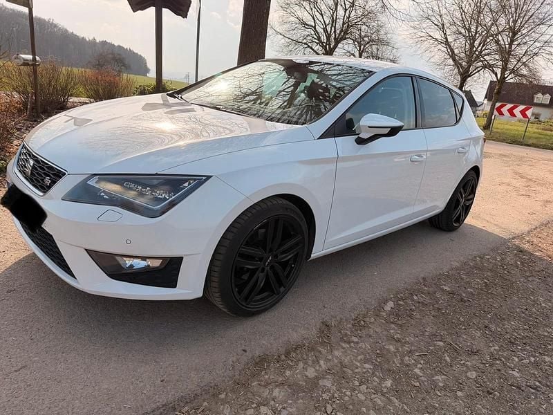 Gebraucht Seat Leon FR 150 PS (110 kW) 2016 Weiß Limousine