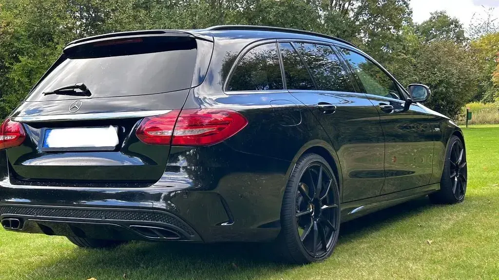 Gebraucht Mercedes C43 AMG AMG 367 PS (269 kW) 2018 Schwarz Limousine