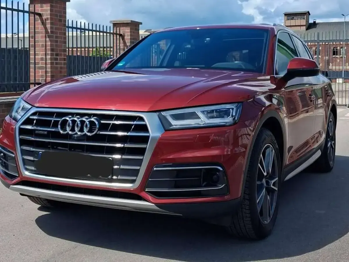 Gebraucht Audi Q5 Design 252 PS (185 kW) 2017 Matadorrot SUV