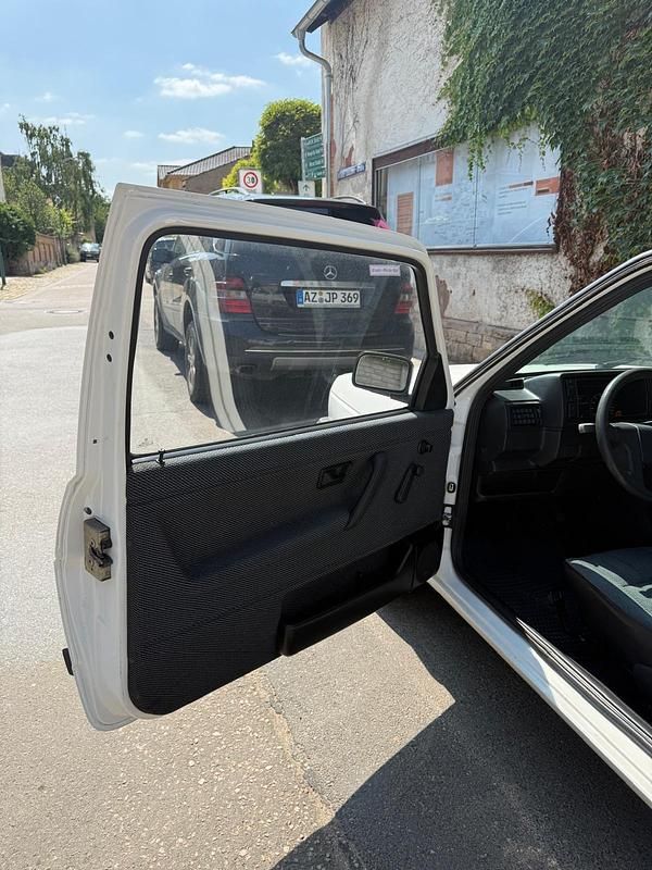 Gebraucht VW Golf III 72 PS (52 kW) 1991 Weiß Kleinwagen