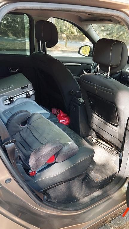 Gebraucht Renault Scénic III Authentique 110 PS (80 kW) 2010 Beige Van / Kleinbus