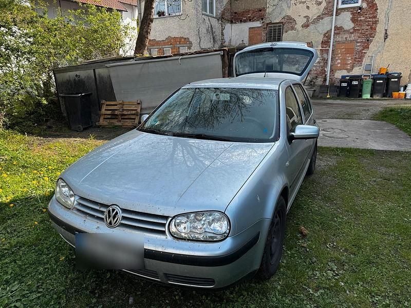 Gebraucht VW Golf IV 75 PS (55 kW) 2001 Silber Kleinwagen