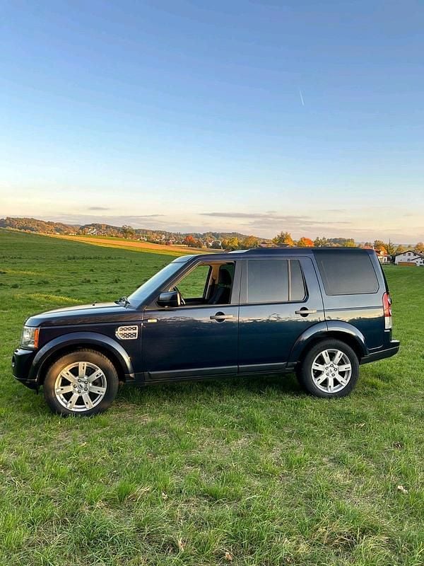 Blau Gebraucht 2012 Land Rover Discovery 4 SE SUV | 15.990 € (Fairer Preis) - Bild 1/4