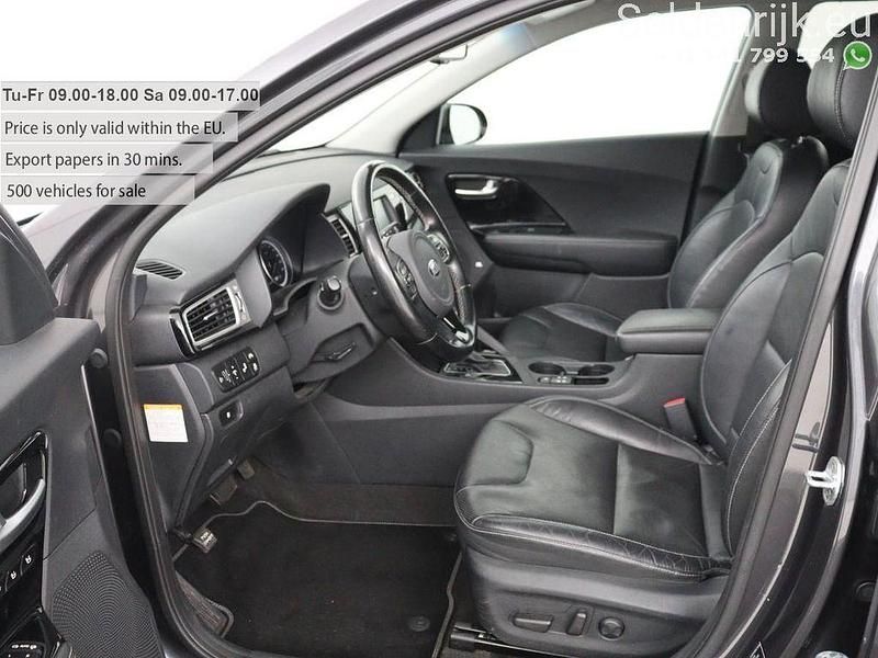 Gebraucht Kia Niro 141 PS (103 kW) 2017 Grau SUV