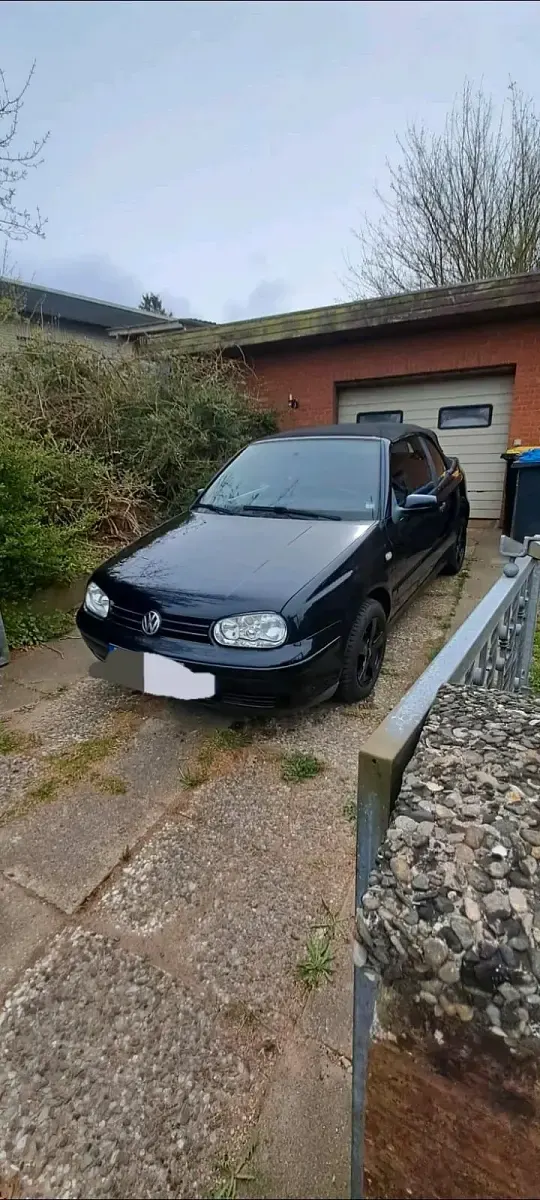Gebraucht VW Golf 102 PS (75 kW) 2000 Schwarz Cabrio