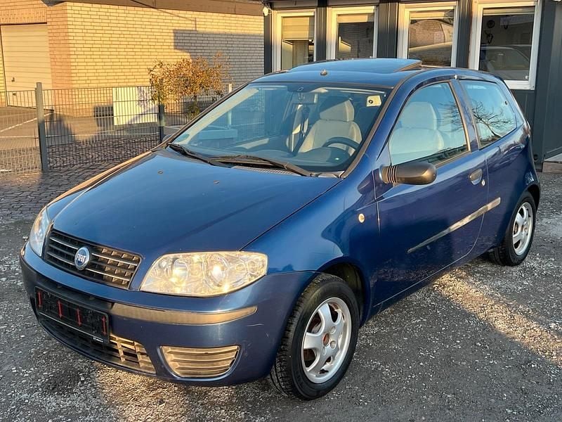Blau Gebraucht 2003 Fiat Punto Kleinwagen | 1.499 € (Fairer Preis) - Bild 1/4