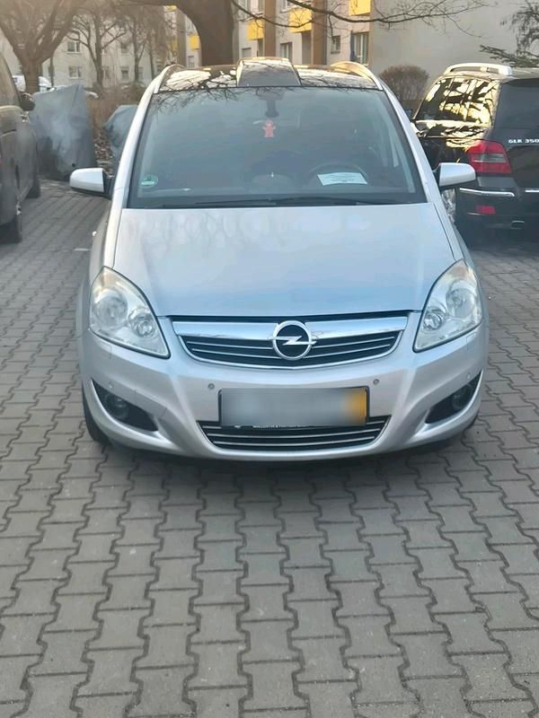 Gebraucht Opel Zafira 150 PS (110 kW) 2008 Van / Kleinbus
