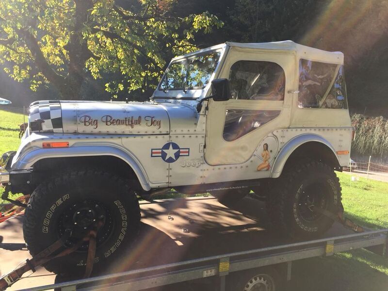 Silber Gebraucht 1980 Jeep CJ SUV | 33.000 € - Bild 1/4