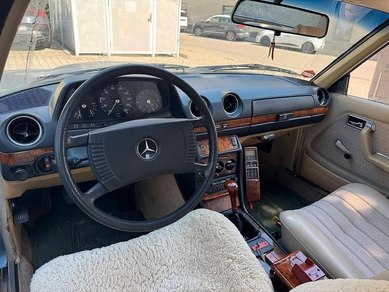 Gebraucht Mercedes 230 1978 Blau Coupé