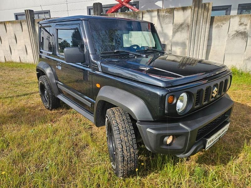 Schwarz Gebraucht 2018 Suzuki Jimny Comfort SUV | 24.199 € - Bild 1/4