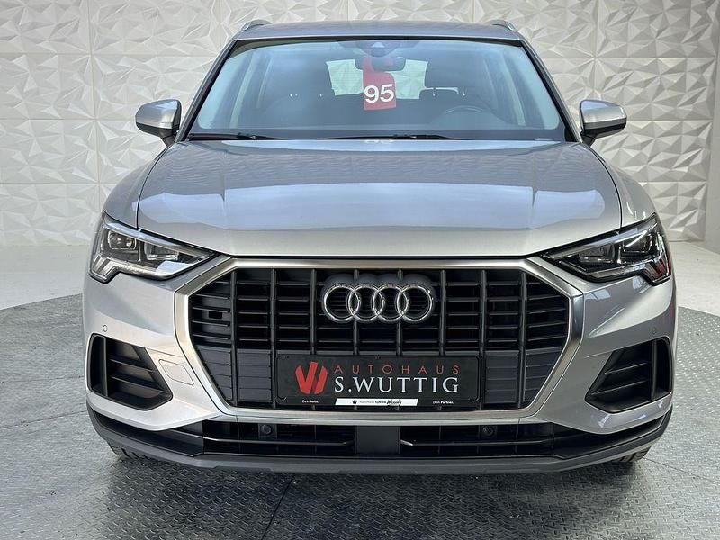 Gebraucht Audi Q3 Ambiente 150 PS (110 kW) 2019 Silber SUV