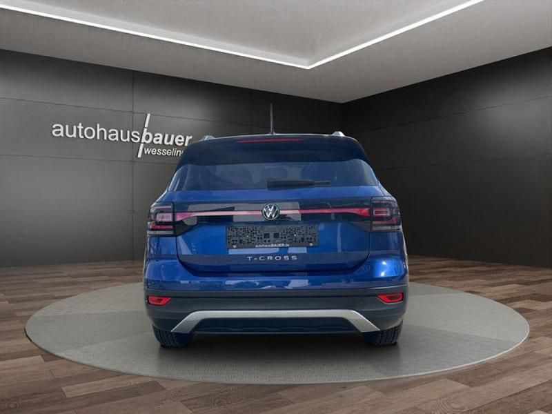 Gebraucht VW T-Cross Active 110 PS (80 kW) 2022 Reef blue SUV