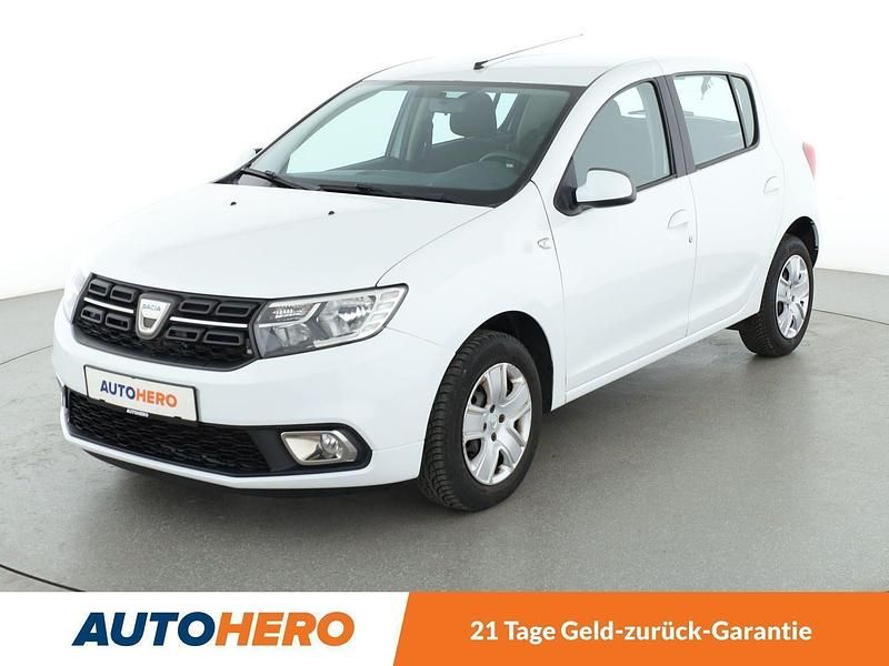 Weiß Gebraucht 2018 Dacia Sandero Comfort Kleinwagen | 9.330 € (Fairer Preis) - Bild 1/3