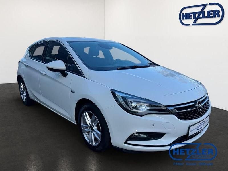 Gebraucht Opel Astra Dynamic 150 PS (110 kW) 2016 Weiß Limousine