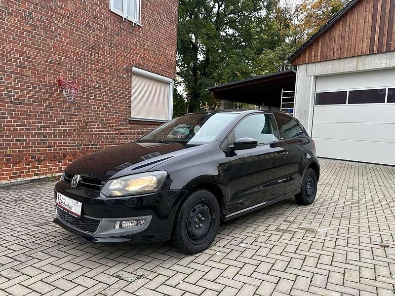 Gebraucht VW Polo Style 60 PS (44 kW) 2011 Schwarz Kleinwagen