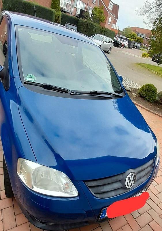 Gebraucht VW Fox Style 54 PS (39 kW) 2010 Blau Kleinwagen