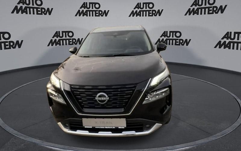 Neu Nissan X-Trail Tekna 213 PS (156 kW) 2025 Schwarz SUV