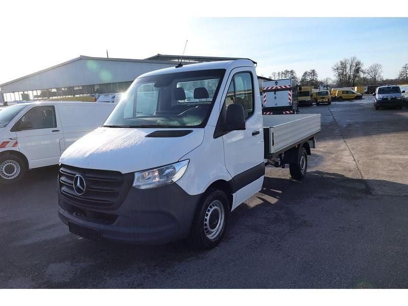 Weiß Gebraucht 2021 Mercedes Sprinter Van | 20.111 € (Fairer Preis) - Bild 1/4