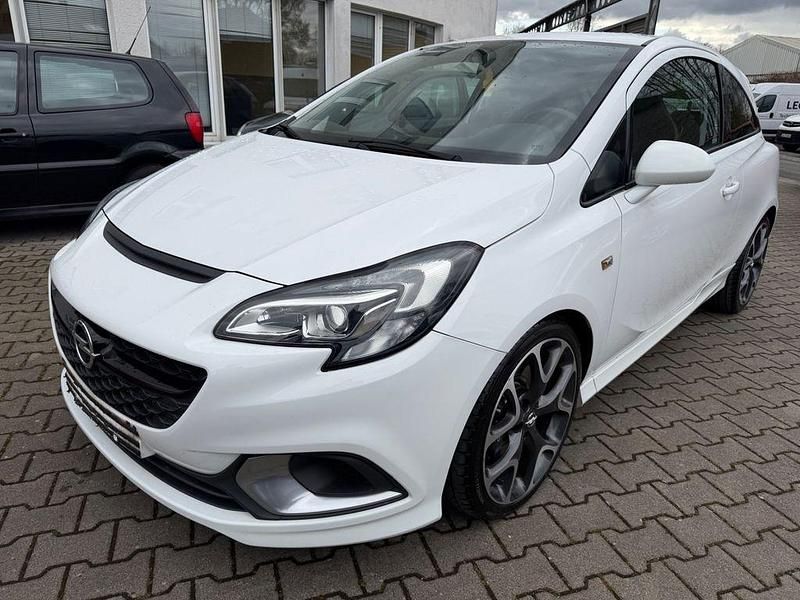 Używany Opel Corsa OPC 207 KM (152 kW) 2016 Biały Hatchback