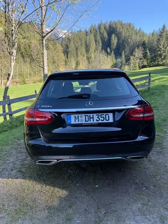 Gebraucht Mercedes C350e 211 PS (155 kW) 2017 Schwarz Kombi