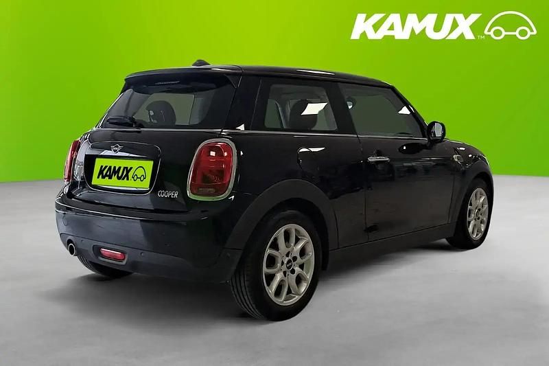 Gebraucht Mini Cooper 136 PS (100 kW) 2020 Schwarz Kleinwagen