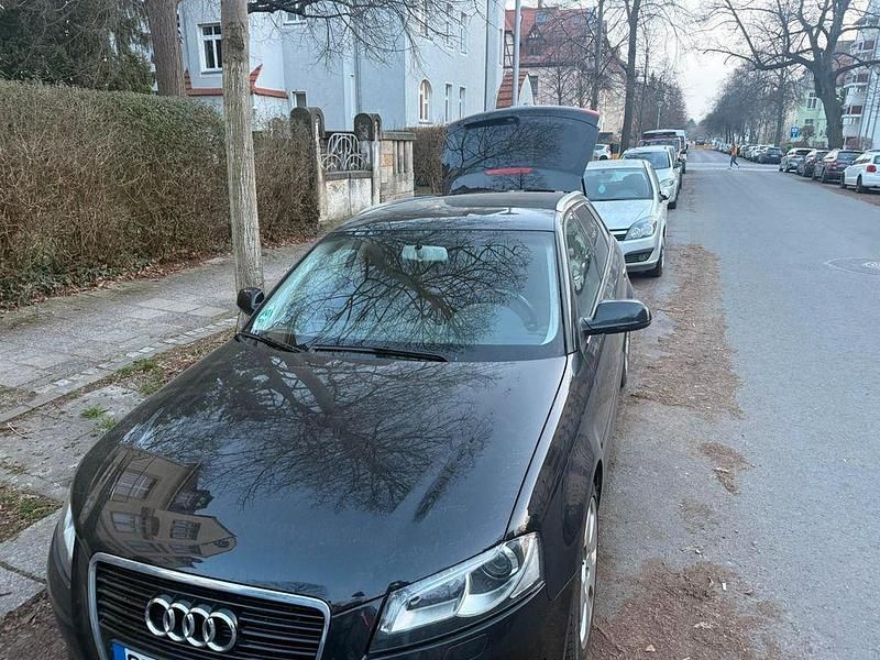 Gebraucht Audi A3 Ambition 140 PS (102 kW) 2012 Schwarz Kleinwagen