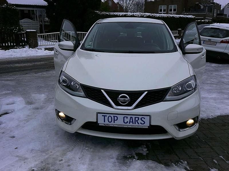 Weiß Gebraucht 2017 Nissan NV400 Van | 10.700 € (Guter Preis) - Bild 1/4