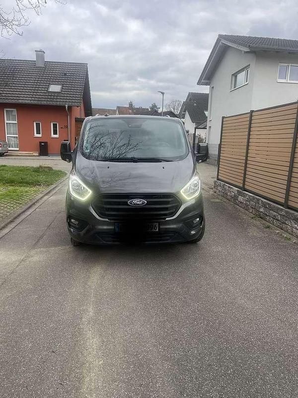 Gebraucht Ford Transit Custom 131 PS (96 kW) 2021 Van