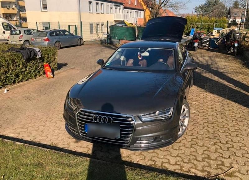 Grau Gebraucht 2016 Audi A7 Kleinwagen | 25.000 € (Superpreis) - Bild 1/4