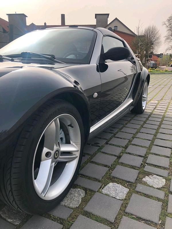 Second-hand Smart Roadster 82 CP (60 kW) 2004 Negru Cabrio