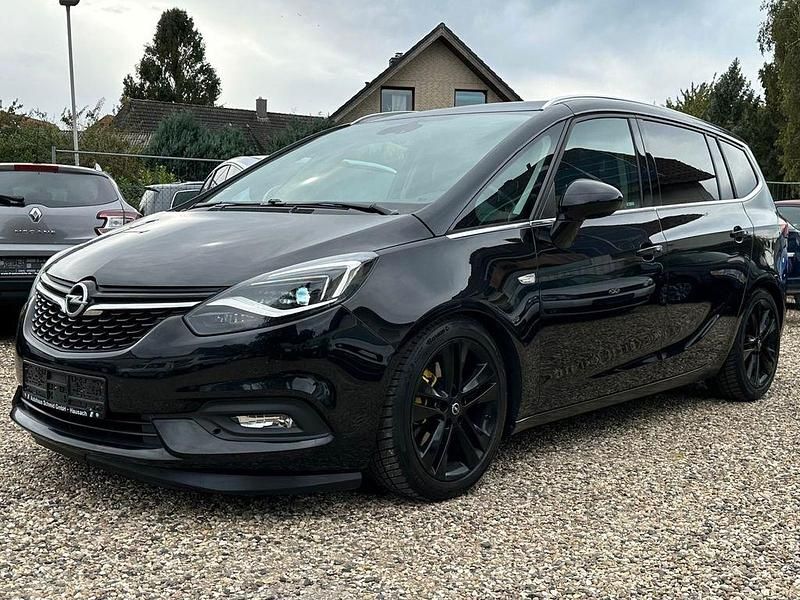 Black meet kettle Gebraucht 2016 Opel Zafira S Van / Kleinbus | 12.490 € (Teuer) - Bild 1/4