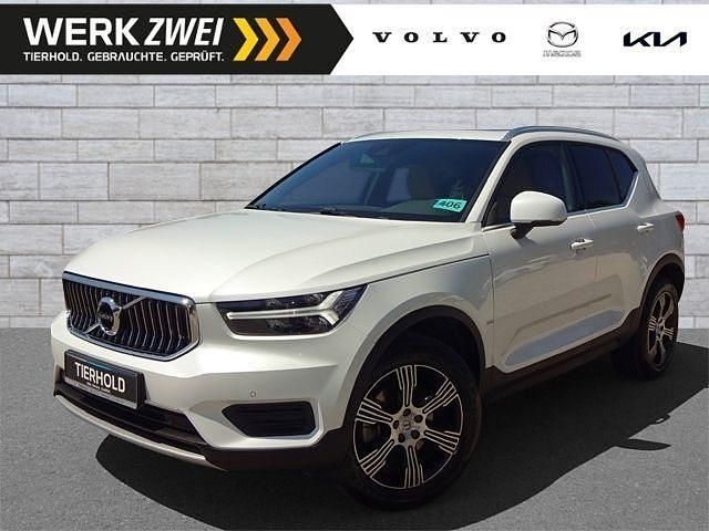 Weiß Gebraucht 2022 Volvo XC40 Inscription SUV | 32.900 € (Fairer Preis) - Bild 1/4