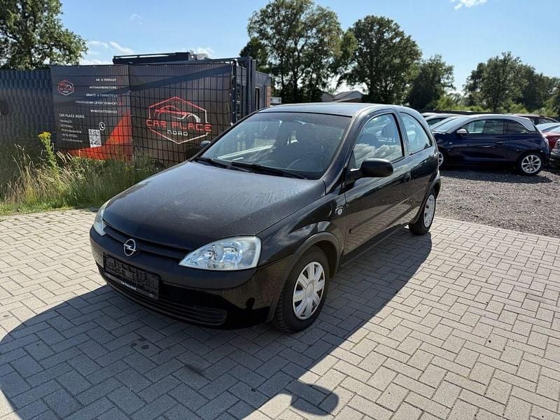 Schwarz Gebraucht 2002 Opel Corsa Comfort Limousine | 2.000 € (Etwas zu teuer) - Bild 1/4