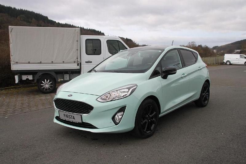 Gebraucht Ford Fiesta Cool & Connect 101 PS (74 kW) 2018 Aquamaringrün (metallic) Kleinwagen
