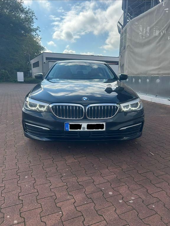 Gebraucht BMW 520 Efficient Dynamics 190 PS (139 kW) 2017 Schwarz Limousine