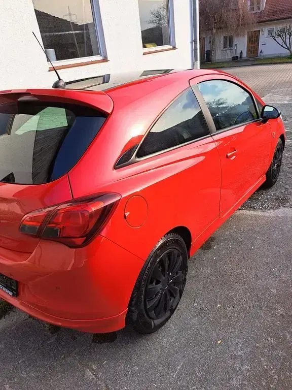 Gebraucht Opel Corsa Edition 90 PS (66 kW) 2015 Rot Kleinwagen