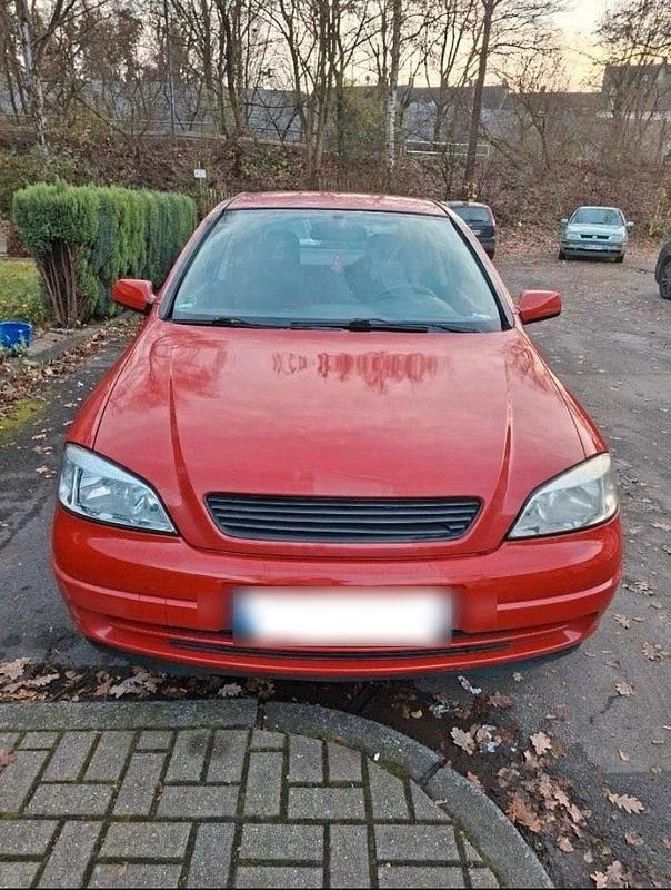 Gebraucht Opel Astra Comfort 75 PS (55 kW) 1998 Rot Limousine