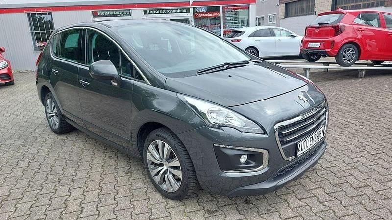 Grau Gebraucht 2016 Peugeot 3008 Active Van / Kleinbus | 11.490 € (Superpreis) - Bild 1/4