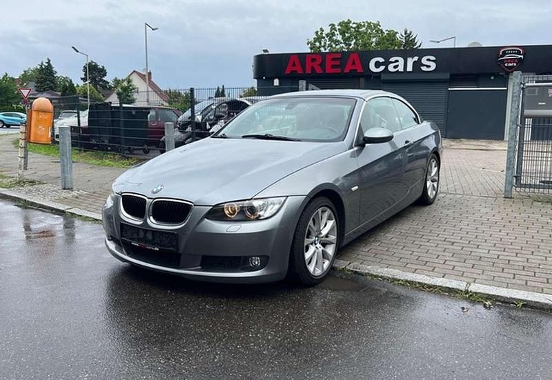 Grau Gebraucht 2009 BMW 320 Cabriolet Comfort Edition Cabrio | 7.490 € (Superpreis) - Bild 1/4