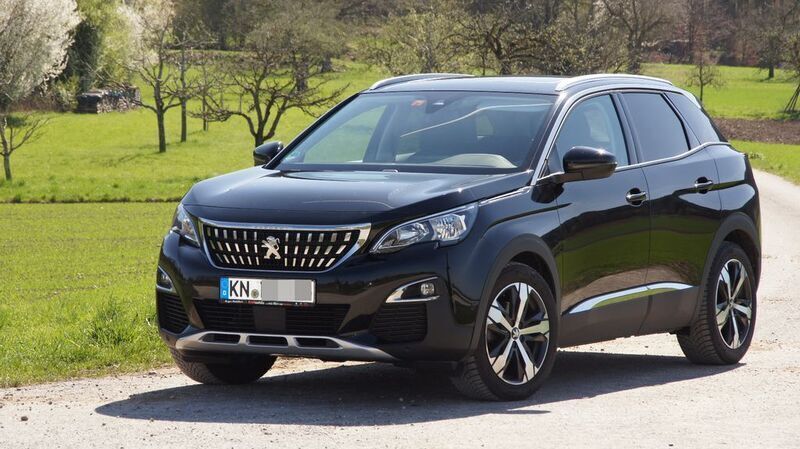 Schwarz Gebraucht 2019 Peugeot 3008 Allure SUV | 17.950 € (Guter Preis) - Bild 1/4