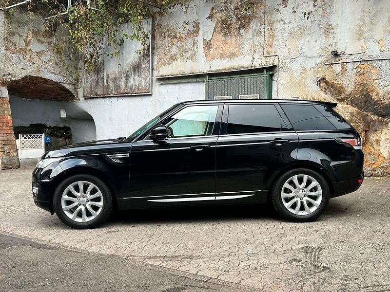Schwarz Gebraucht 2017 Land Rover Range Rover Sport HSE SUV | 28.500 € (Guter Preis) - Bild 1/4