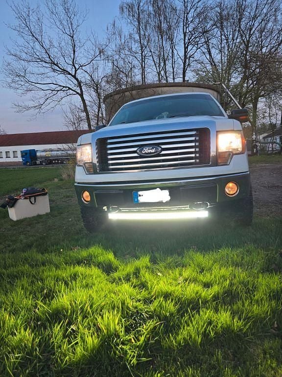 Gebraucht Ford V8 364 PS (267 kW) 2011 Weiß SUV