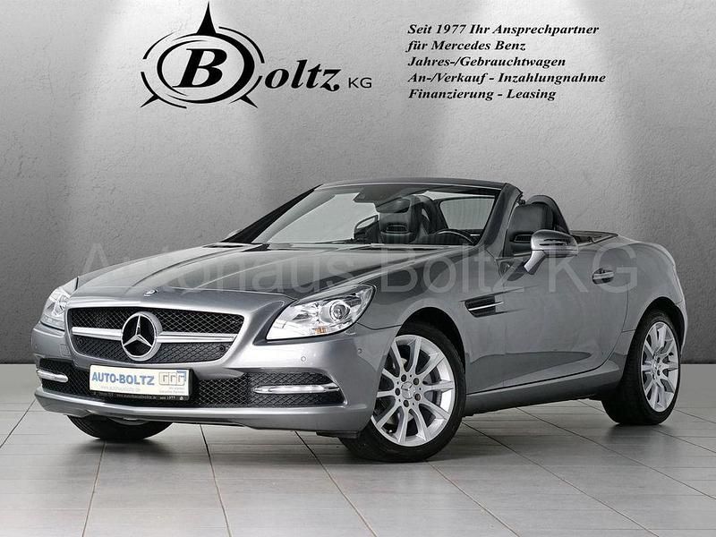 Grau Gebraucht 2012 Mercedes SLK200 Cabrio | 15.999 € (Guter Preis) - Bild 1/4