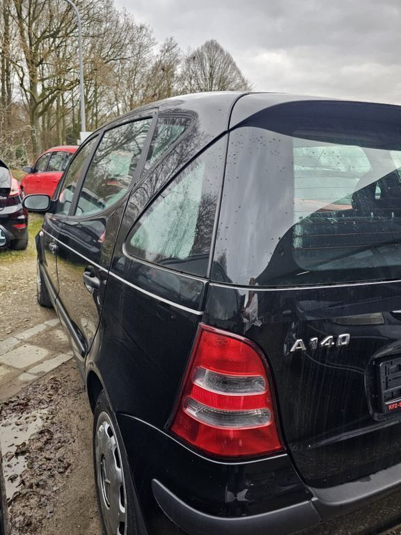 Gebraucht Mercedes A140 82 PS (60 kW) 2002 Schwarz Kleinwagen