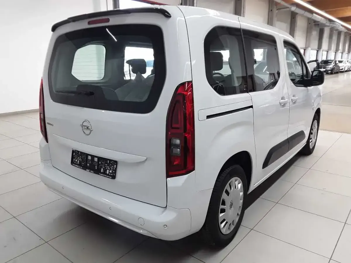 Gebraucht Opel Combo Life Edition 110 PS (80 kW) 2023 Jade weiß Van / Kleinbus