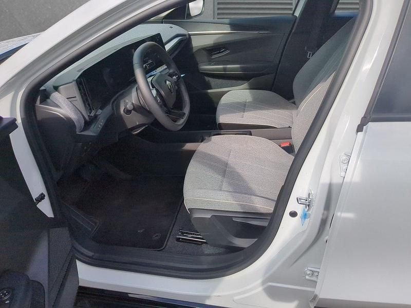 Gebraucht Renault Mégane Equilibre 96 kW (131 PS) 2022 Arktisweiß Limousine