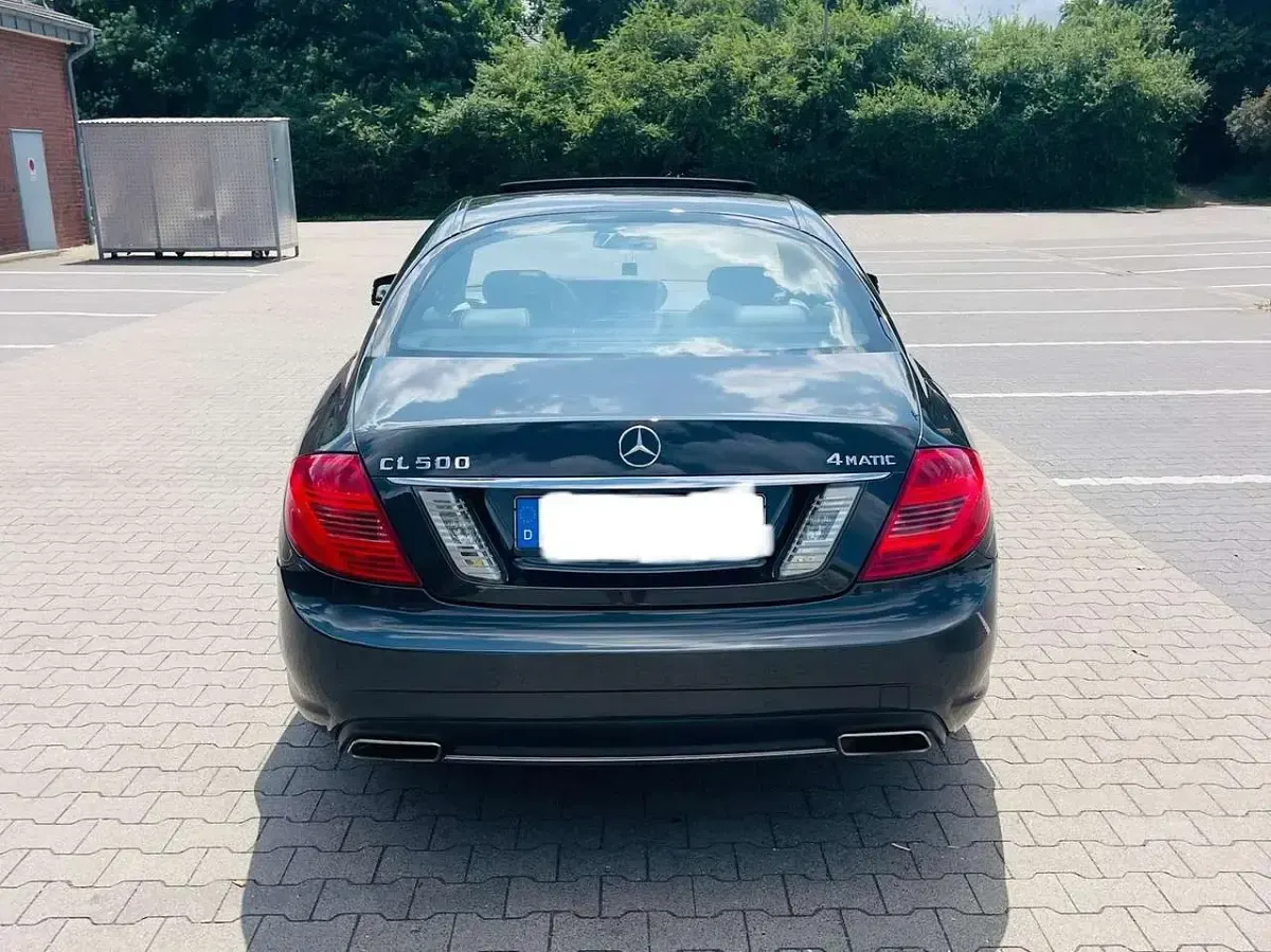 Gebraucht Mercedes CL500 Edition 435 PS (319 kW) 2013 Schwarz Coupé