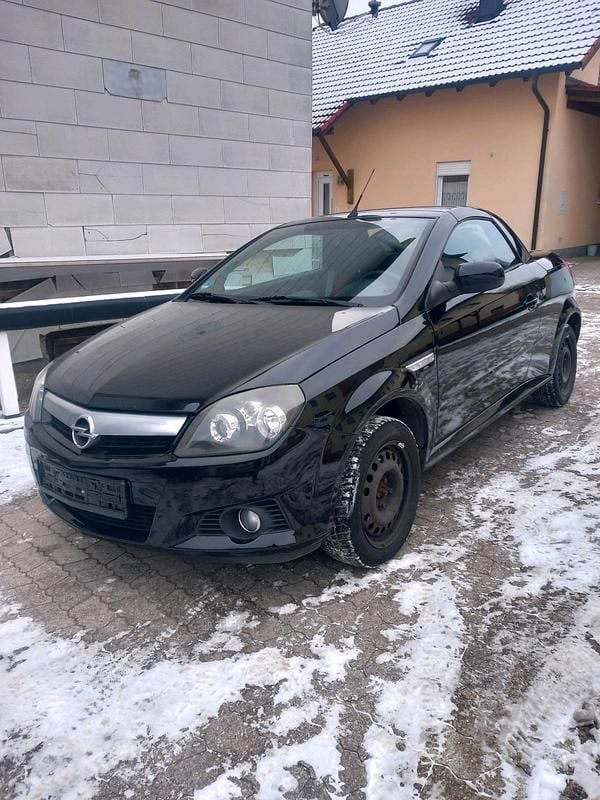 Schwarz Gebraucht 2005 Opel Tigra Cabrio | 2.400 € (Fairer Preis) - Bild 1/4